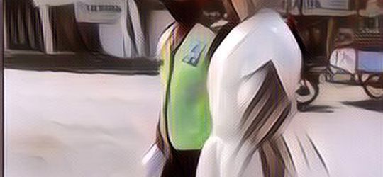 Waduh, Ada "Pocong" Ditilang Polisi di Jalan, Apa Penyebabnya?