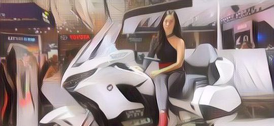 Alasan Moge Dapat Parkir Khusus di Depan Mal