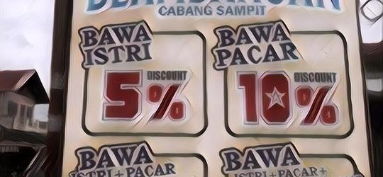 7 Foto Spanduk Promo yang Aneh Bin Ajaib dan Bikin Pembacanya Bingung Hingga Ngakak