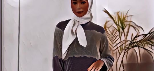 5 Model Gamis Brokat Kombinasi Polos Terbaru untuk Pesta dan Acara Formal, Elegan Banget!