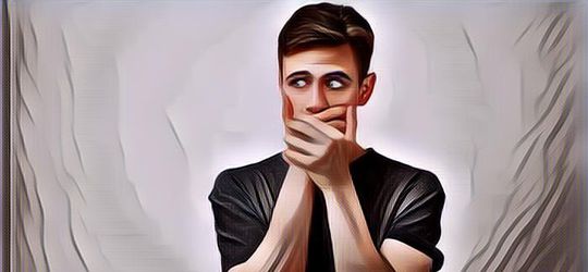 Buya Yahya Jelaskan Hukum Menelan Ludah Saat Puasa, Tidak Membatalkan dengan 3 Catatan Ini