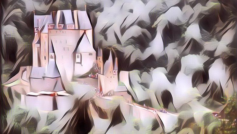 Serasa Masuk ke Negeri Dongeng, Ini 4 Bangunan Berbentuk Kastil di Indonesia