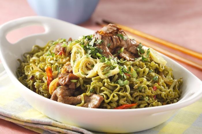 1. Mie Goreng Hijau