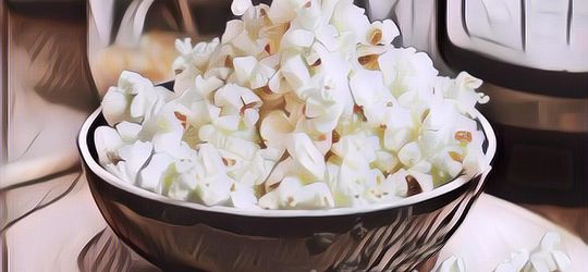 Gimana Sih Sejarah Makan Popcorn Sambil Nonton Film di Bioskop?