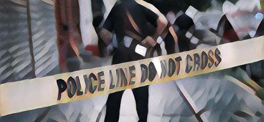 Terekam Seorang Pria dengan Potongan Kepala Sang Istri di Genggamannya