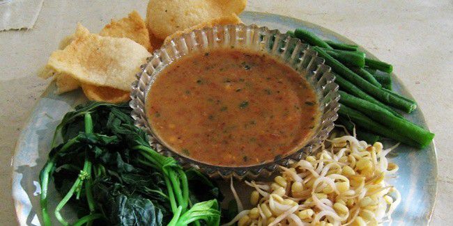 5. Salad sayur Asli Indonesia