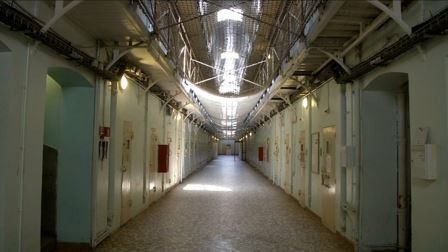 3. Penjara La Sante, Prancis