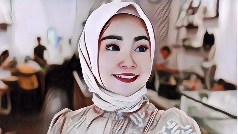 Pulang Dugem Lihat Ayah Salat Tahajud, Artis Ini Mualaf, Kini Penampilannya  Berubah Drastis