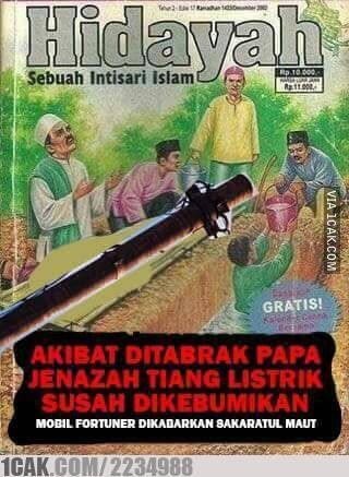 7. Tiang listrik masuk majalah Hidayah dan dikebumikan