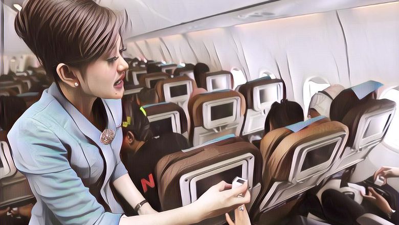 Menurut Pramugari, Ini Dia Beberapa Jenis Pakaian yang Sebaiknya Gak Dipakai Saat Penerbangan