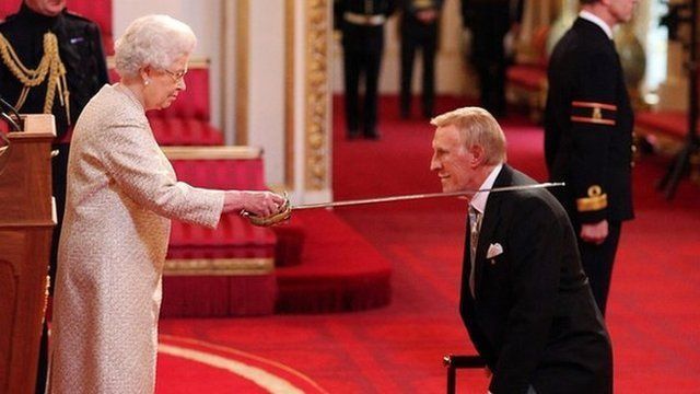 #3 Pemberian gelar kehormatan