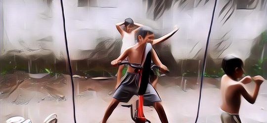 Hujan-Hujanan Bikin Masuk Angin: Mitos atau Fakta Sih?