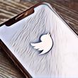 Twitter Memperluas Uji Coba Tombol Baru "Downvote" Secara Global, Bagaimana Respons Publik?