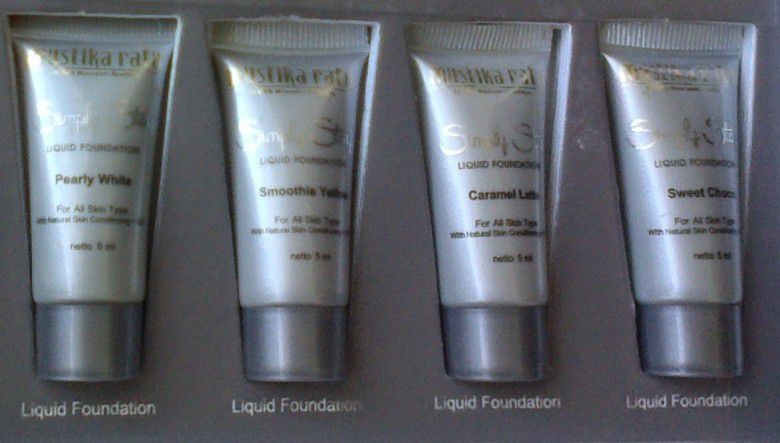4. Simply Stay Liquid Foundation Mustika Ratu