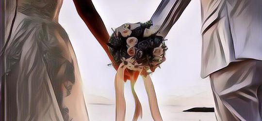 Seorang Wanita Berkelamin Ganda, Dipanggil Ayah dan Ibu Oleh 2 Anaknya