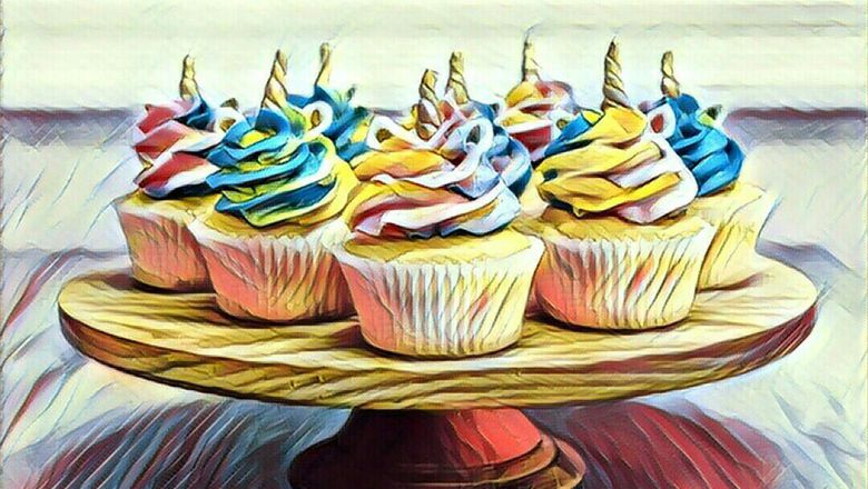 Makanan Bertema Unicorn Secara Konsisten Menghiasi Postingan Media Sosial