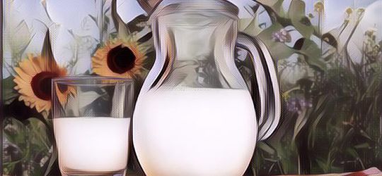 Gak Perlu Bingung, Ini Beda Susu Formula dan Susu Pertumbuhan yang Perlu Moms dan Dads Tahu