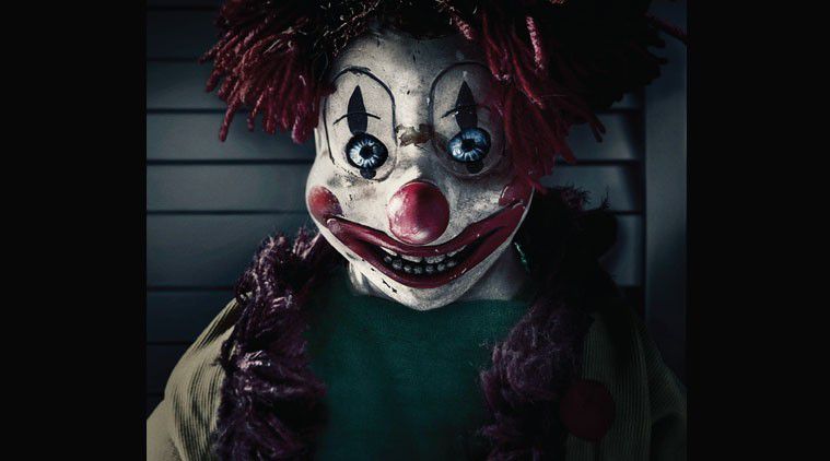2. Boneka badut menyeramkan Poltergeist 