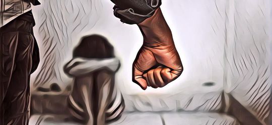 Viral Seorang Ayah Menyiksa Anaknya Sendiri, Diduga Mantan Petinggi di OVO