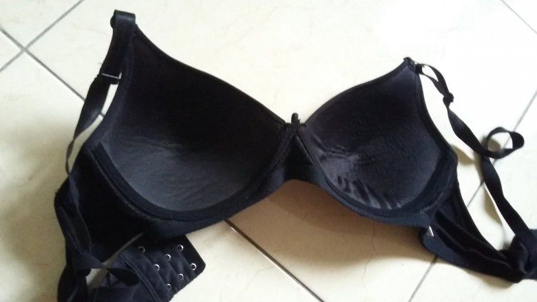 Cerita lucu bikin ngakak sampe sakit perut Part 3 (BlackBerry)