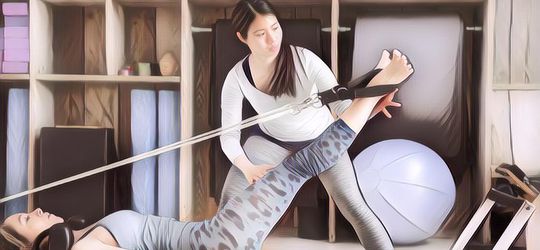 Demi Tampil Bugar dan Langsing di Layar Kaca, 7 Artis Korea Ini Rutin Olahraga Pilates, Ini Dia Potretnya!