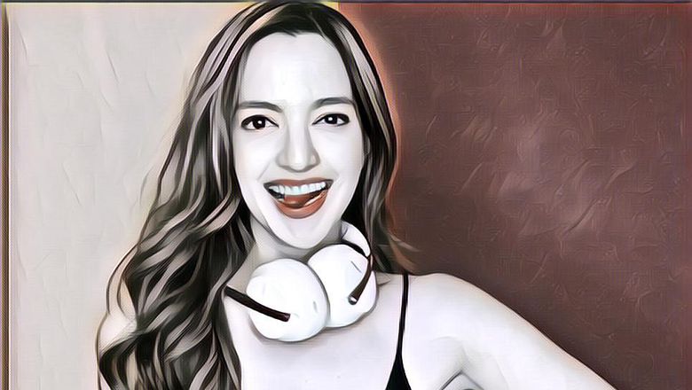 Pendidikan Nia Ramadhani yang Berbanding Terbalik Dengan Anaknya