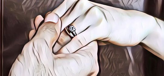 Pasangan Ini Kebanjiran Hadiah Setelah Lamaran ... Hoki Banget!