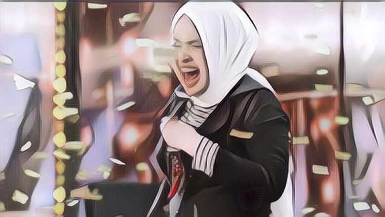 Apa Itu Golden Buzzer? Didapat Putri Ariani di America’s Got Talet dari Simon Cowell