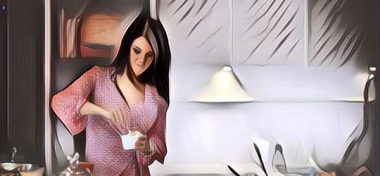 5 Tips Memasak Agar Tampak Seksi Dihadapan Pria