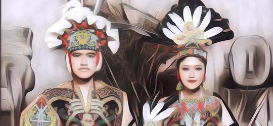 Beda dari yang Lain, Ini Keunikan Pakaian Khas Suku Dayak