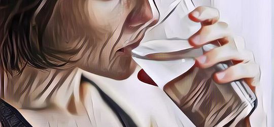 Peneliti Ungkap Bahaya Minum Air Putih Terlalu Banyak, Bisa Merenggut Jiwa