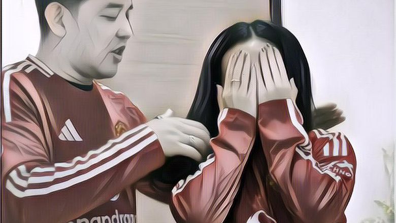 Momen Donne Maulana Paksa Yura Yunita Pakai Jersey Manchester United Sampai di Unggah Akun Resmi Klub
