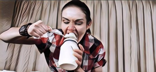 3 Menit Habiskan Tiga Stoples Mayonnaise, Wanita Ini Pecahkan Rekor Dunia!