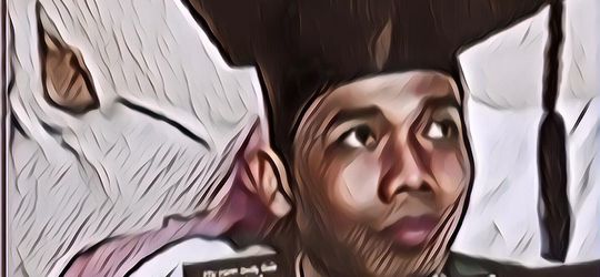 Viral, Mahasiswa Wisuda Online Ditemani Ibu yang Terbaring Sakit