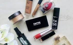 5. Kosmetik (Bedak, Lipbalm, Pelembap)