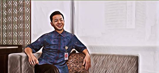 Tak Jauh Berbeda dengan Suster Lucy Agnes, Pria yang Terlahir dari Keturunan Orang Paling Kaya di Indonesia ini Tak Gengsi Pakai Sepatu Jebol