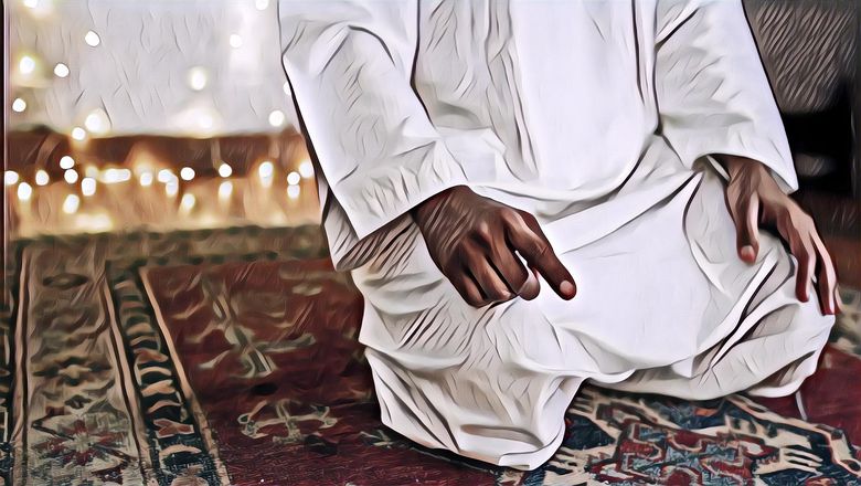 Masya Allah! Demi Salat Jamaah, Kakek Difabel Ini Rela Jalan Merangkak ke Masjid Selama 65 Tahun