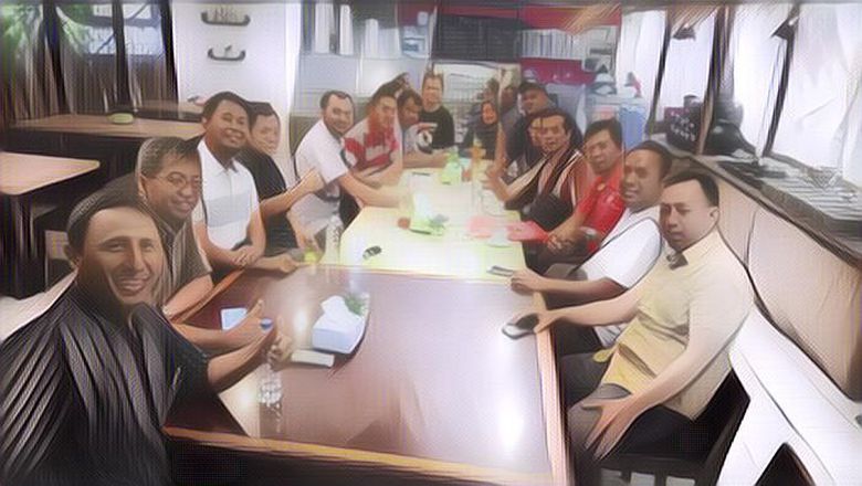 Kumpulan Jokes Bapak-bapak, Terkesan Receh Tapi Nggak Bikin Garing Kok