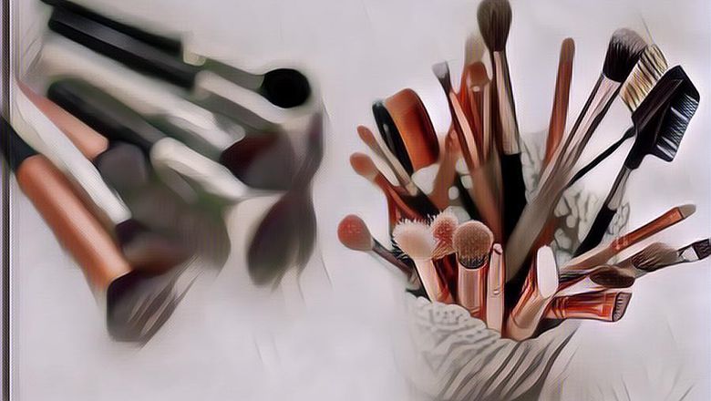 Jangan Sampai Salah, Ini Tipe-Tipe Brush Makeup dan Fungsinya yang Harus Diketahui Pemula