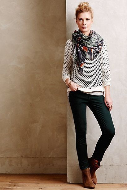 Double date? Pakai celana jeans juga tetap okay