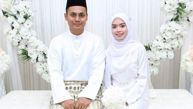 2. Samsul dan Intan