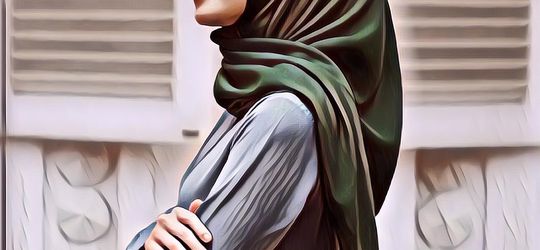 Padu Padan Warna Hijab, Hijau Botol Cocok dengan Warna Apa?