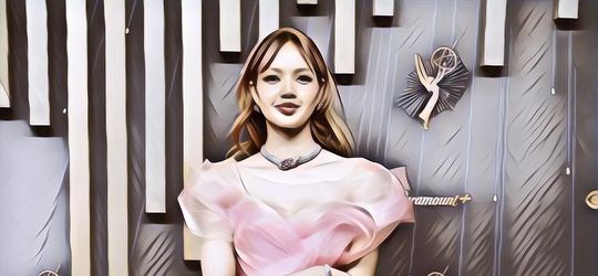 Lisa BLACKPINK Datang ke Emmy Awards 2025 dengan Perhiasan Seharga Rp 16,4 Miliar
