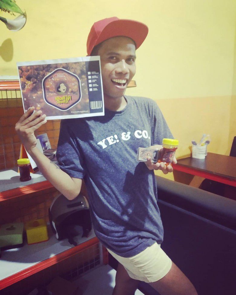 2. Jadi selebgram dan terima endorse.