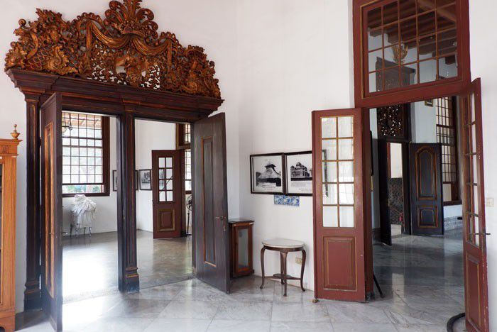 1. Ada sejak zaman VOC