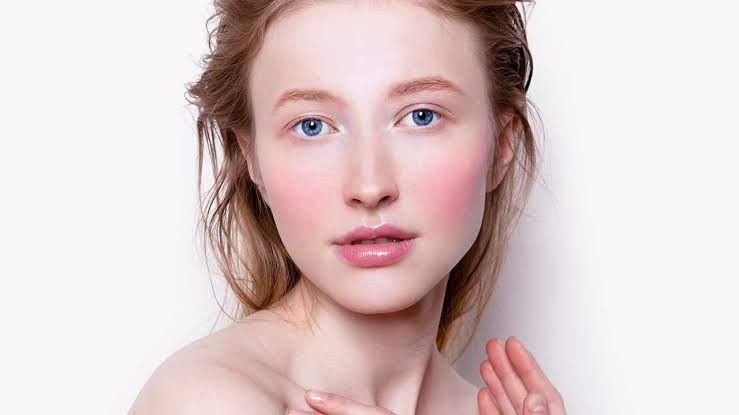 3. Pakai Blush On tebal