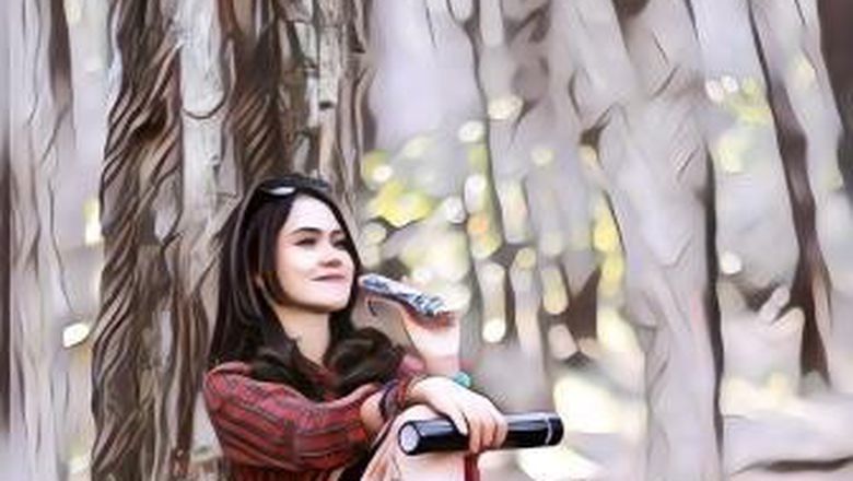 10 Foto Keren Selebgram Cantik yang Hobi Mendaki, Refreshing Sambil Di Rumah Aja!