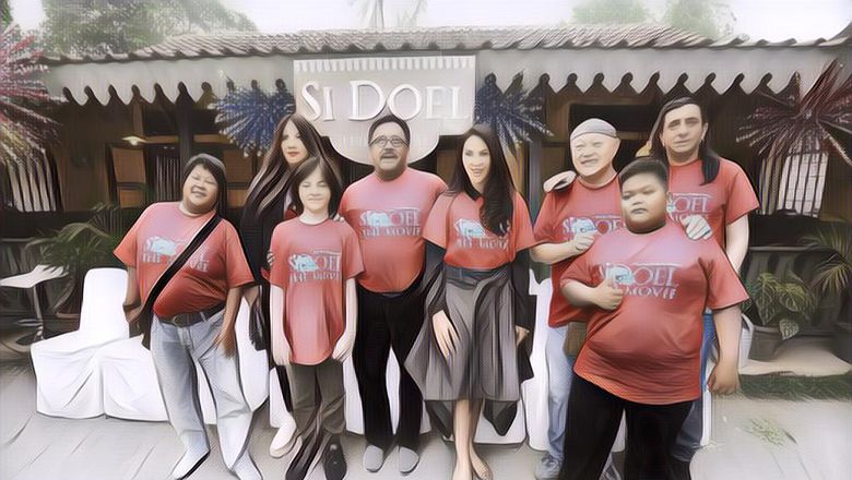 Jelang Tayang, Rombongan Pemain Si Doel The Movie Ziarah ke Makam Benyamin