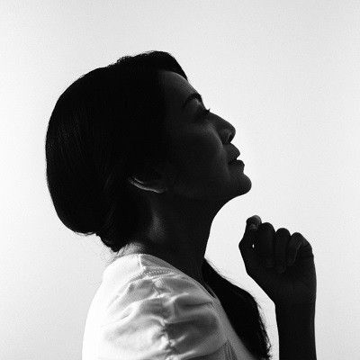 Berikut Lirik Lagu Berduka - Dee Lestari