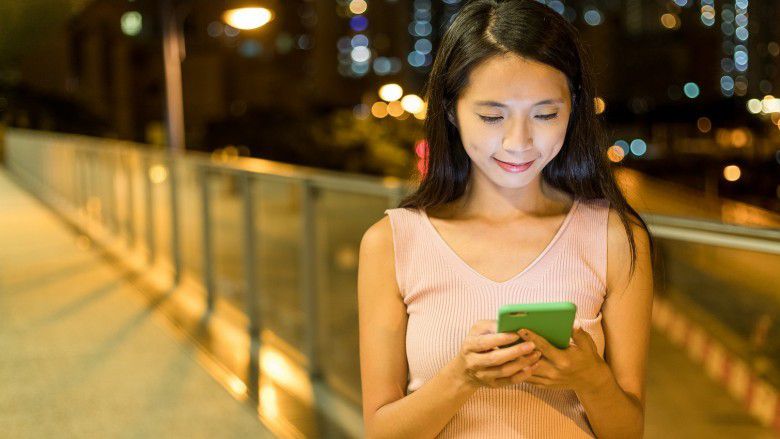 Hadapi dengan senyuman